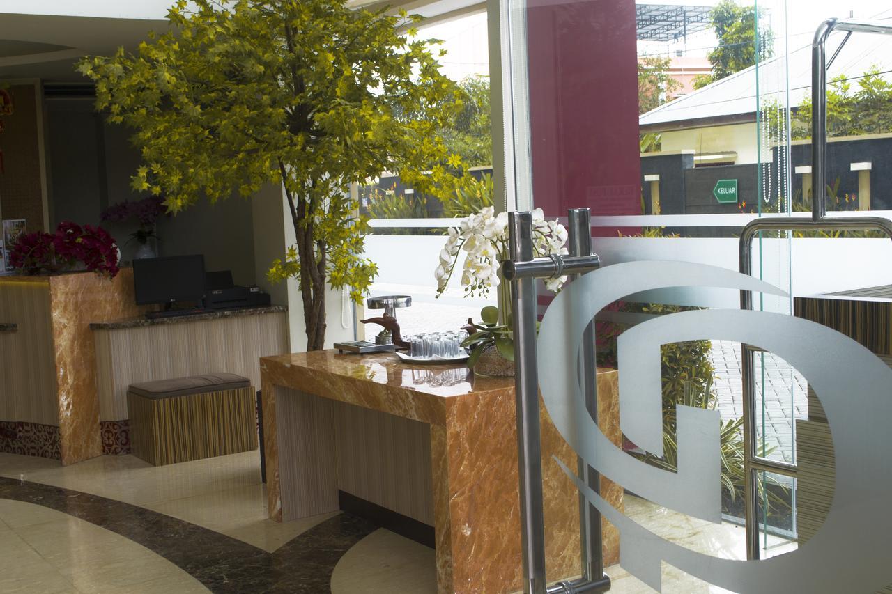 Grand Parama Hotel Tanjung Redep Buitenkant foto