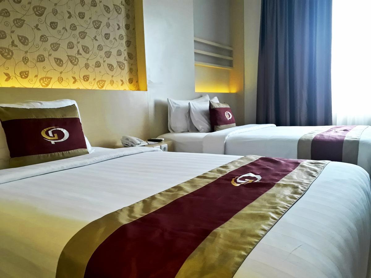 Grand Parama Hotel Tanjung Redep Buitenkant foto
